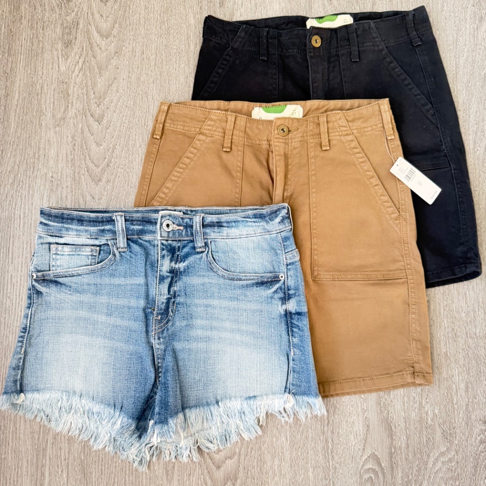 Anthropologie Bundle 3 pairs of shorts. - Picture 12 of 12